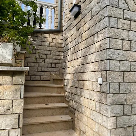 Enna 2 Perfect Location מדולין